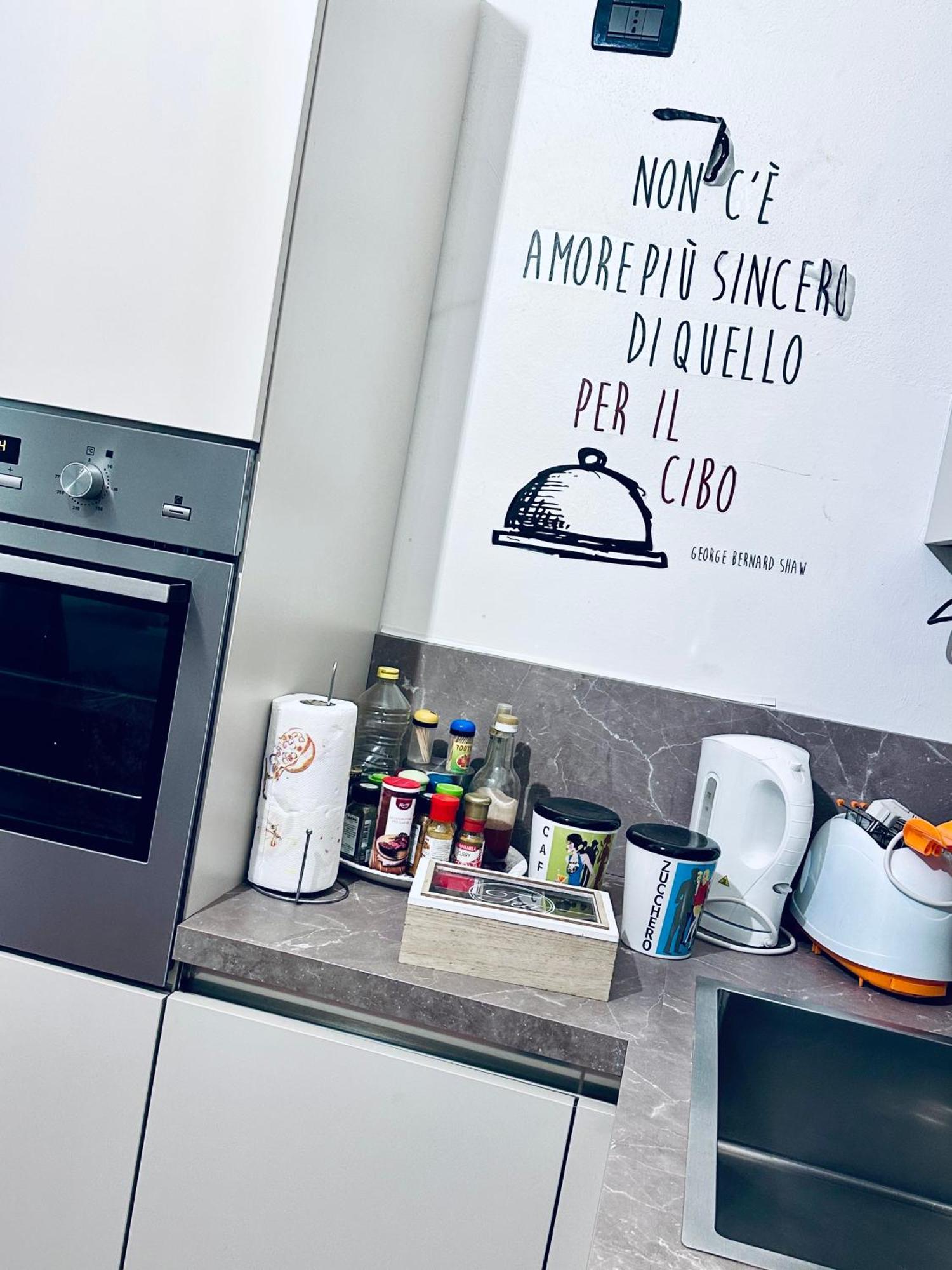 Appartamento Santa Teresa, Fiera/Centro เวโรนา ภายนอก รูปภาพ